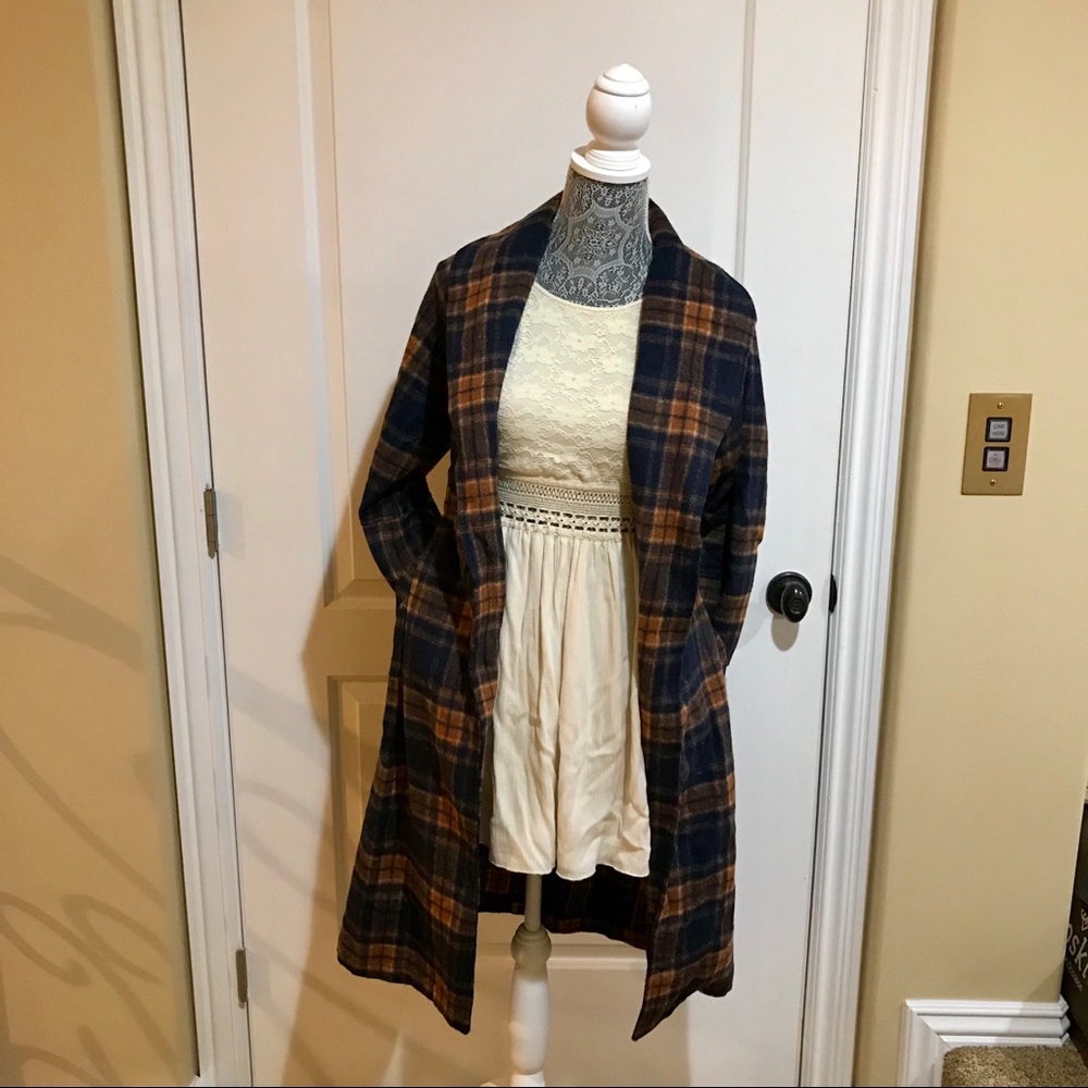 Long coat - Picture 3 of 7